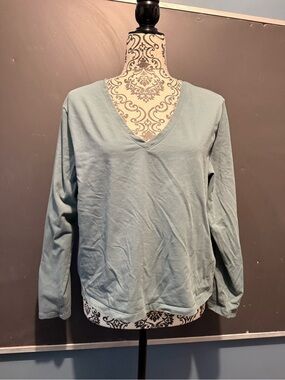 Athleta Light Blue V-Neck Long Sleeve Top
